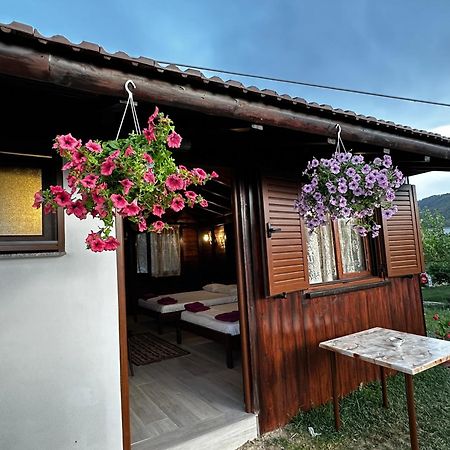 Guest House Gorani Berat Exterior photo