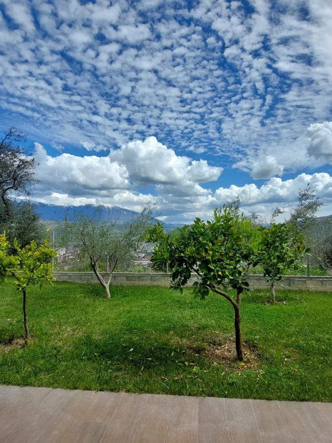 Guest House Gorani Berat Exterior photo
