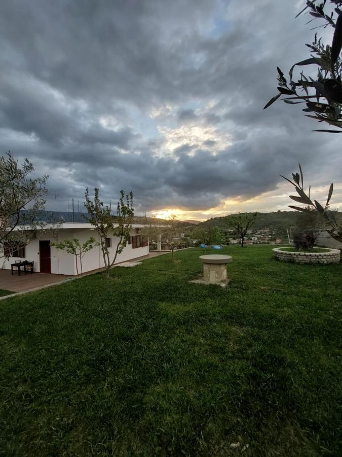 Guest House Gorani Berat Exterior photo